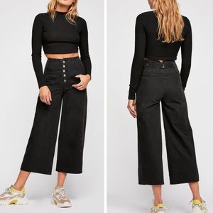 Black Wide Leg Crop Jeans